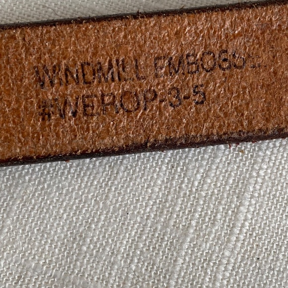 Vintage Windmill embossed red leather Western skinny belt w/ chrome buckle Sz 34 main image 9